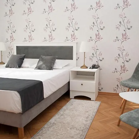 Triumf 부쿠레슈티