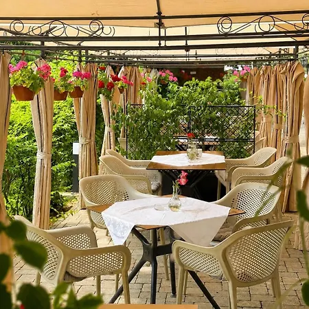 Triumf Hotel